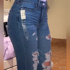Aeropostal mom jeans very good quality